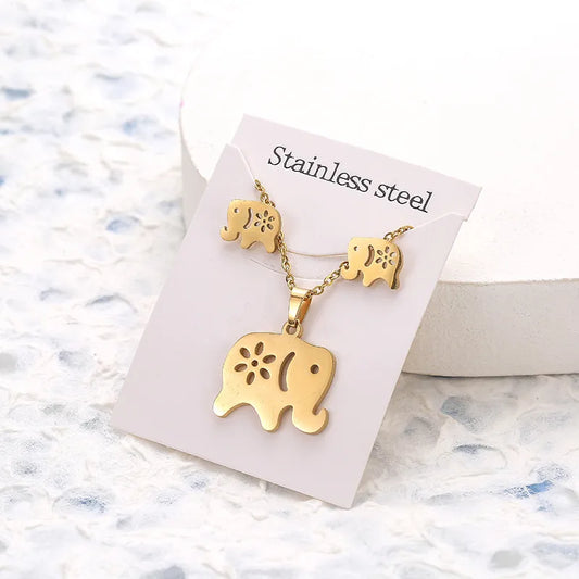 Necklace & Studs set