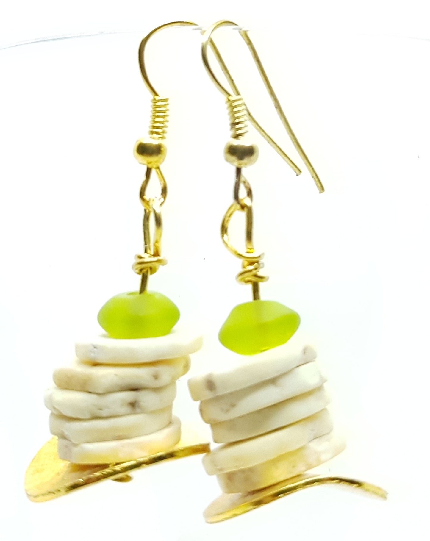 Earrings Shell & Crystal