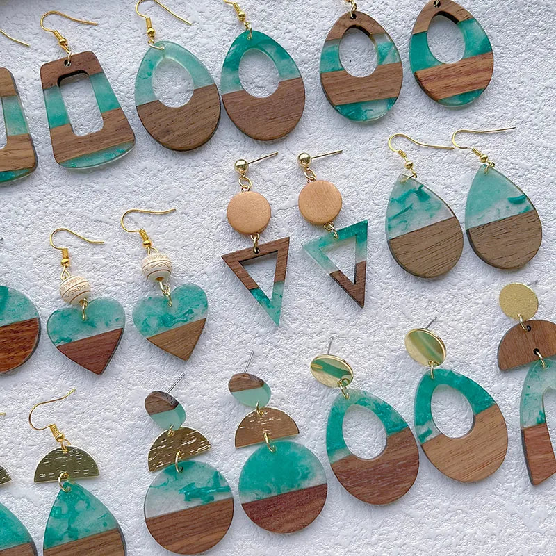 Resin & wood earrings Aqua