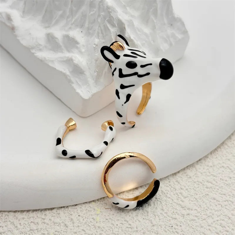Zebra Ring