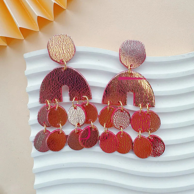 Dangling clay earrings