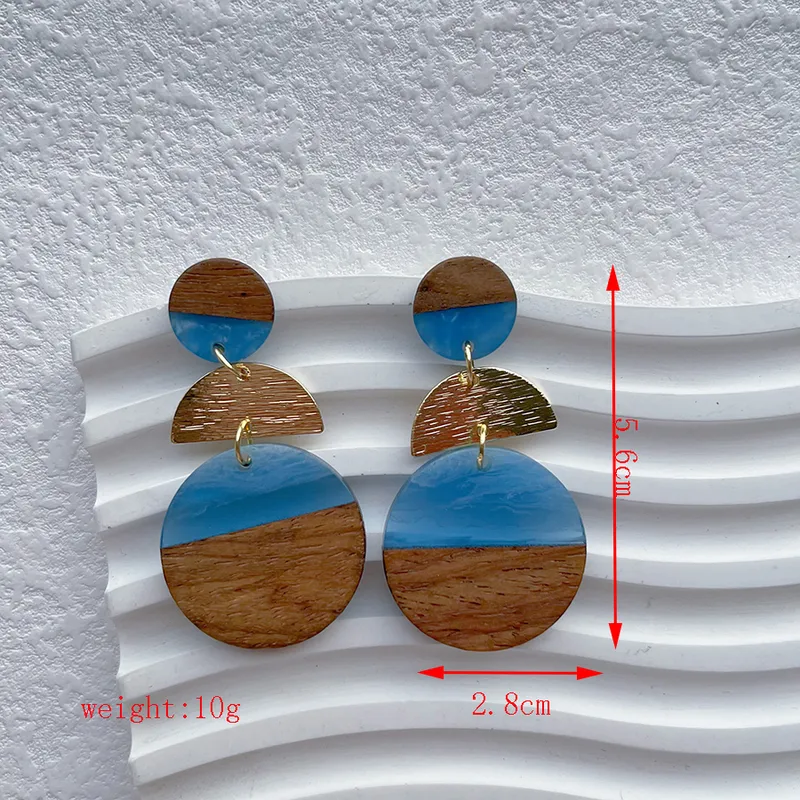 Resin & wood earrings blue