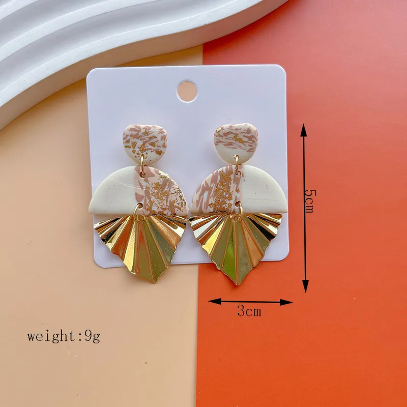 Clay & wood earrings cream
