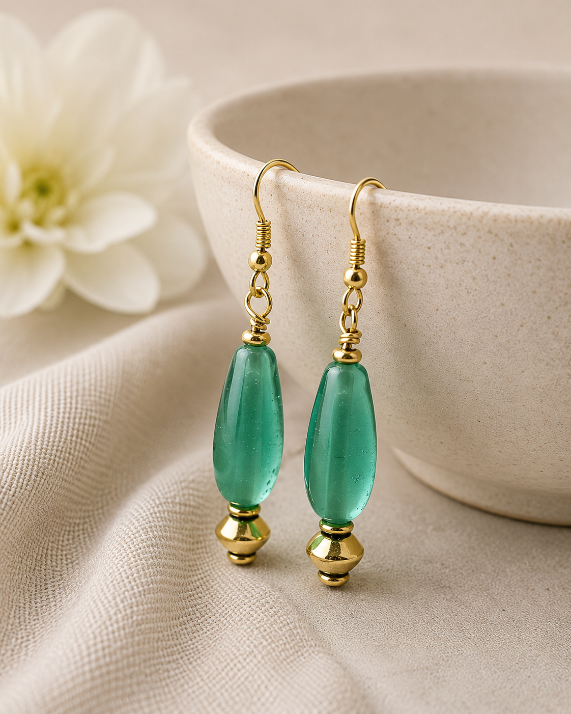 Earrings Brass, glass & Crystal