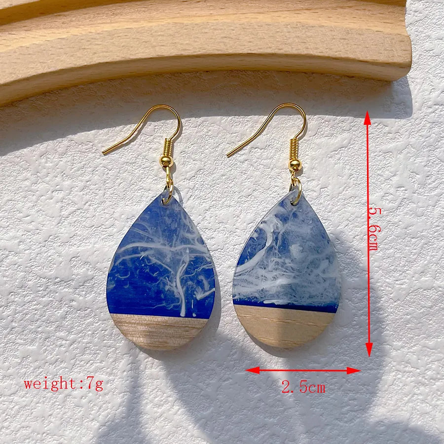 Resin & wood earrings blue